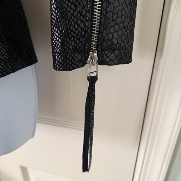 Bebe Black Leather Snakeskin Moto Jacket size XS NWOT - Picture 7 of 15